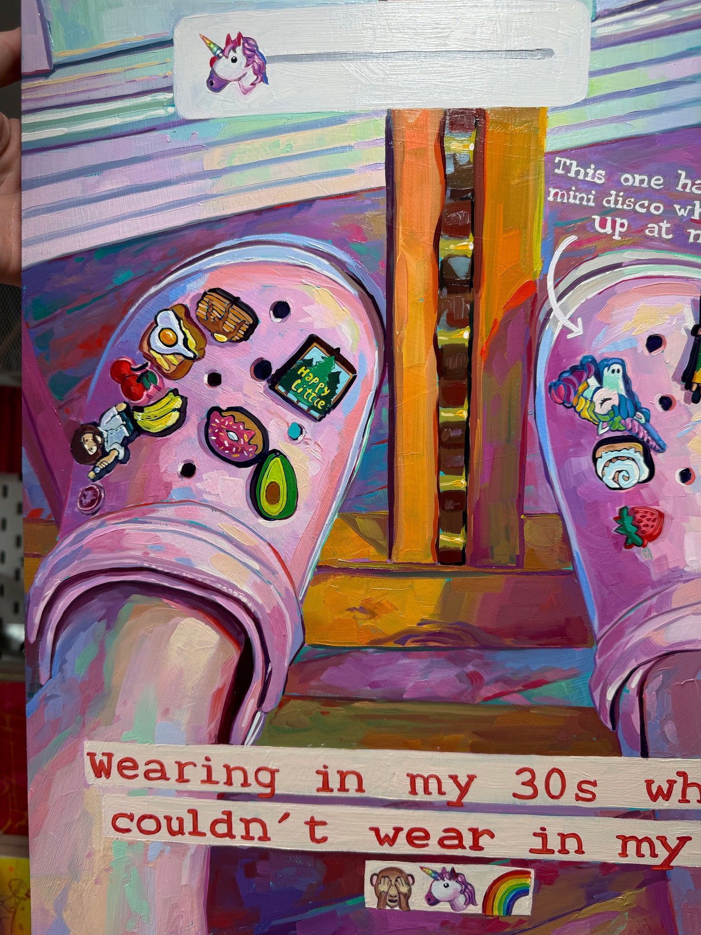 Usando Crocs en Instagram - Pintura al óleo original