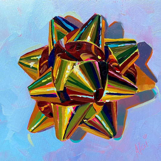 Original oil painting by Alai Ganuza titled "Xmas golden bow". A decorative metallic bow rendered in thick impasto with vibrant green, gold, and orange facets against a soft lavender background.